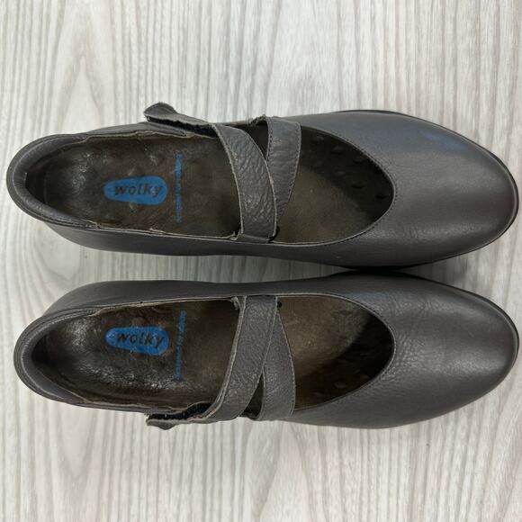 Wolky Mary Jane Pump Shoes SZ 38 Gray Black Hook Loop Strap Block Heels Leather - Picture 2 of 9